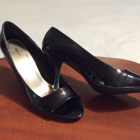 Apt 9 black shoes - Picture 3 of 6